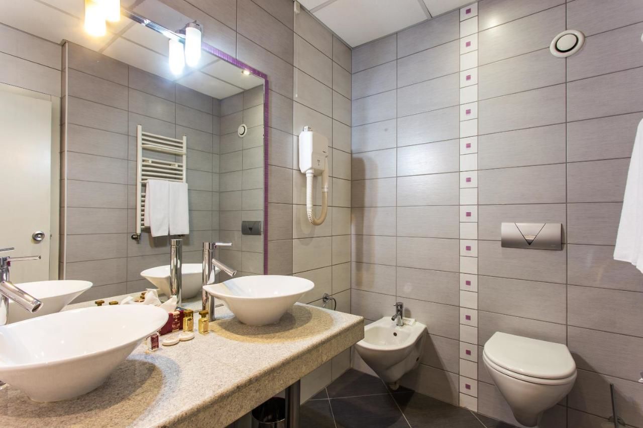 Отель Best Western Art Plaza Hotel София-39